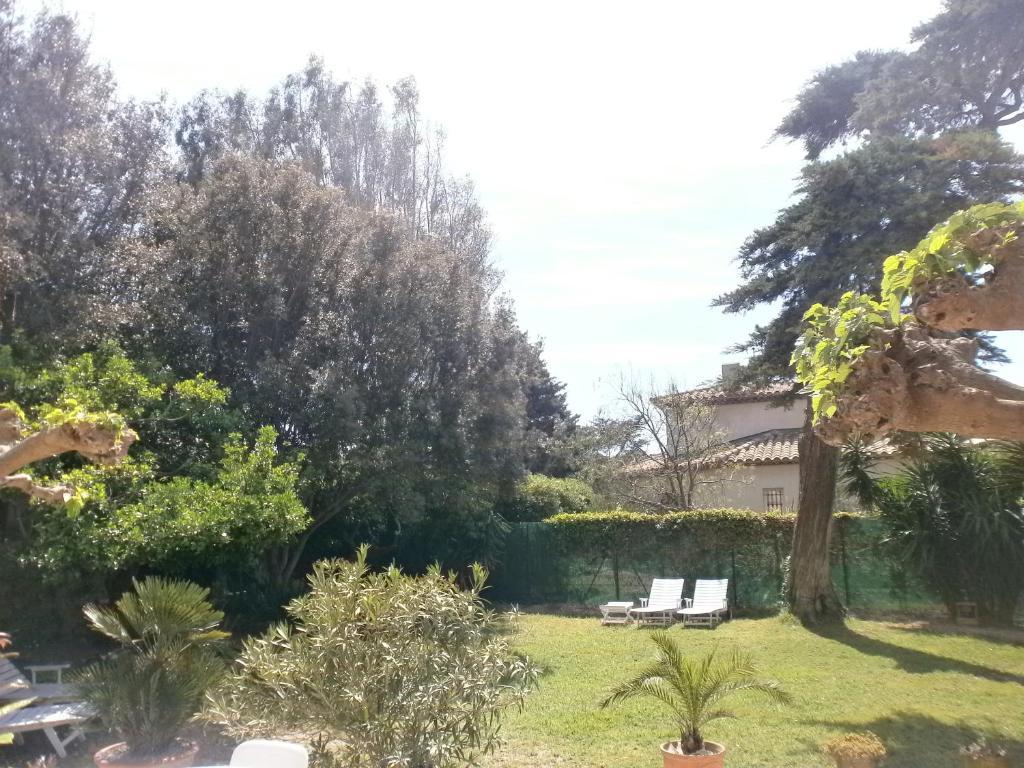 Hotel Du Parc ซิ-ฟูร์-เล-ปลาจ ภายนอก รูปภาพ